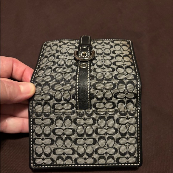 Coach Small Signature Card Wallet Black & Gray w/ Snap Closure - Picture 4 of 4